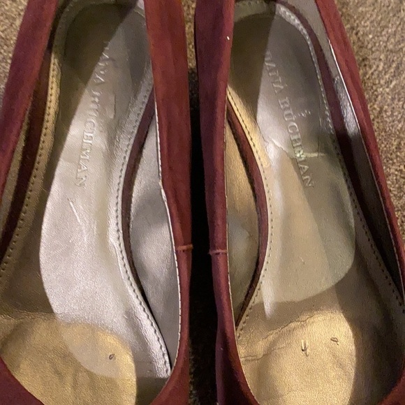 Dana Buchman women’s wedges; size 8 - Picture 5 of 9